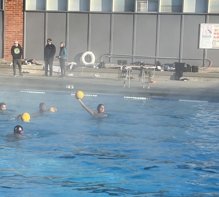 novato-high-school-swimming-pool-photo